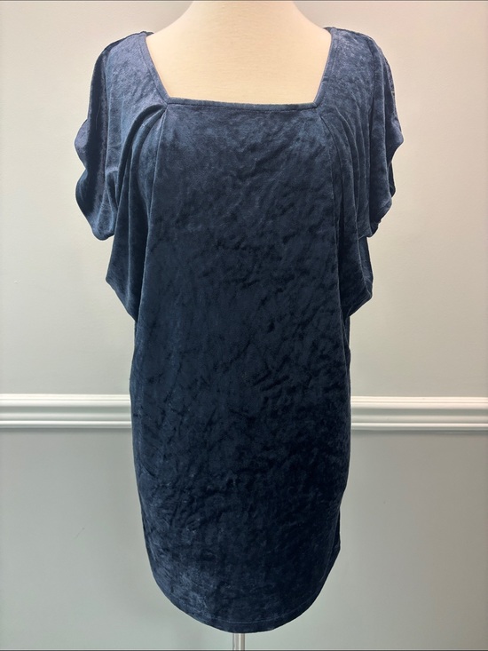 Juicy Couture Dresses & Skirts - Juicy Couture Navy Blue Velvet Square Neck Mini Dress